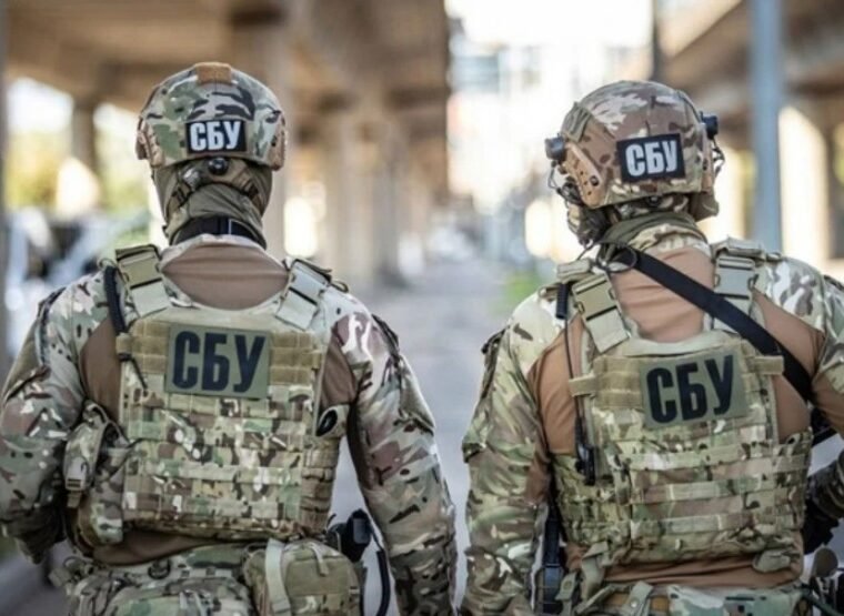 У Києві затримали інкасатора, який поширював фейки про ЗСУ та “зливав” геолокації блокпостів