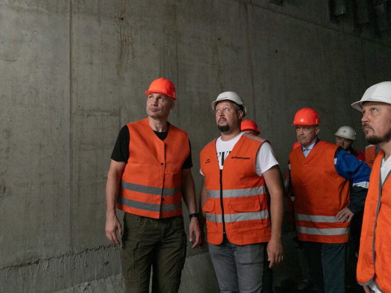 Метро на Виноградар: відкриття станцій відкладається до 2027 року
