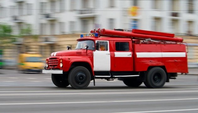 У Голосіївському районі локалізували пожежу після падіння уламків БПЛА