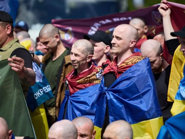 Захисник із Мотижина Євген Крикливий повернувся з російського полону