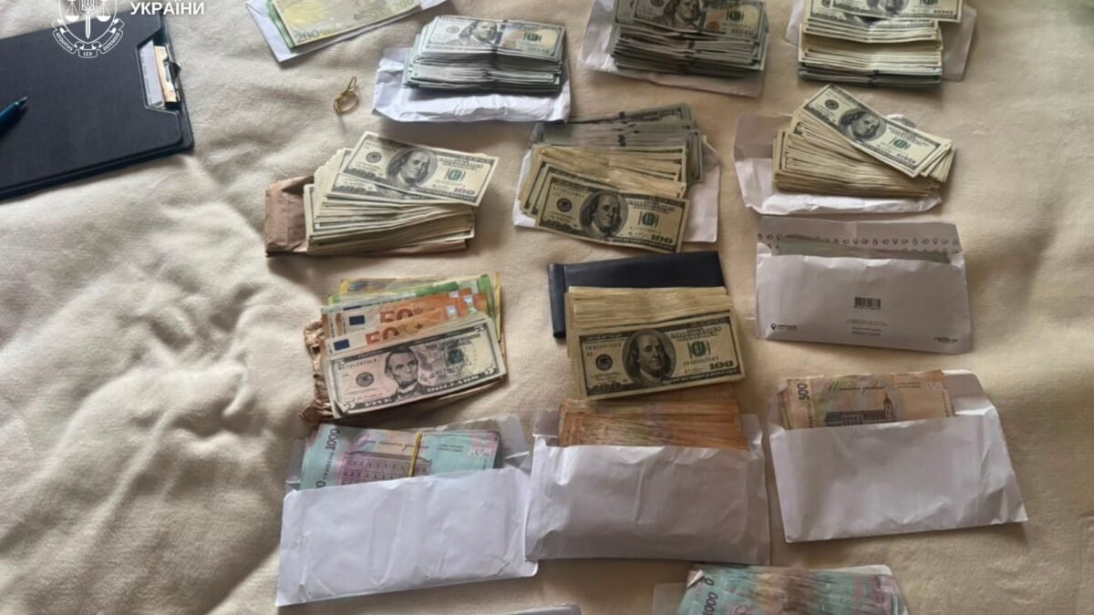 У Києві викрили схему незаконного оформлення інвалідності за 25-30 тисяч доларів