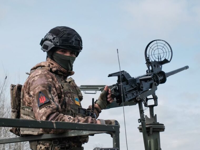 Наслідки нічної атаки на Київщину: пошкодження та збиті дрони