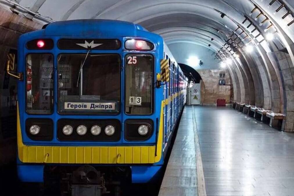 Київський метрополітен: 97% збитків міського транспорту — аналіз фінансів