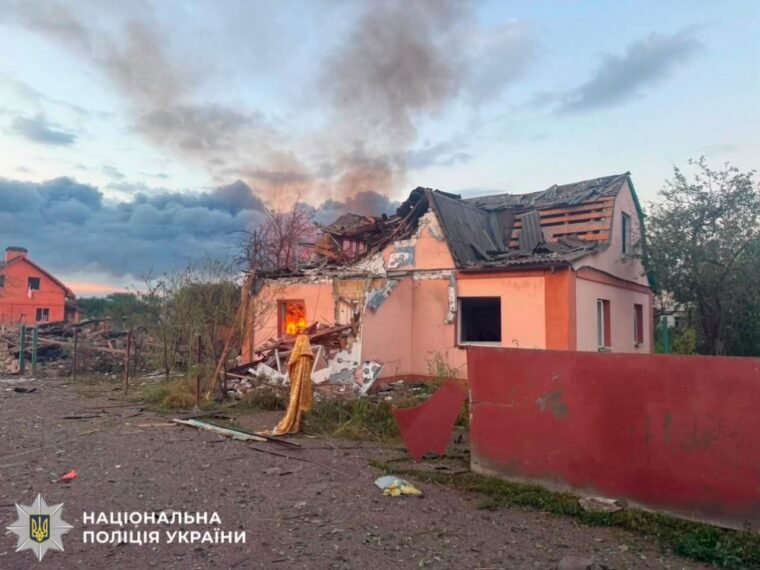 Наслідки обстрілу Київської області: поліція документує руйнування та жертви