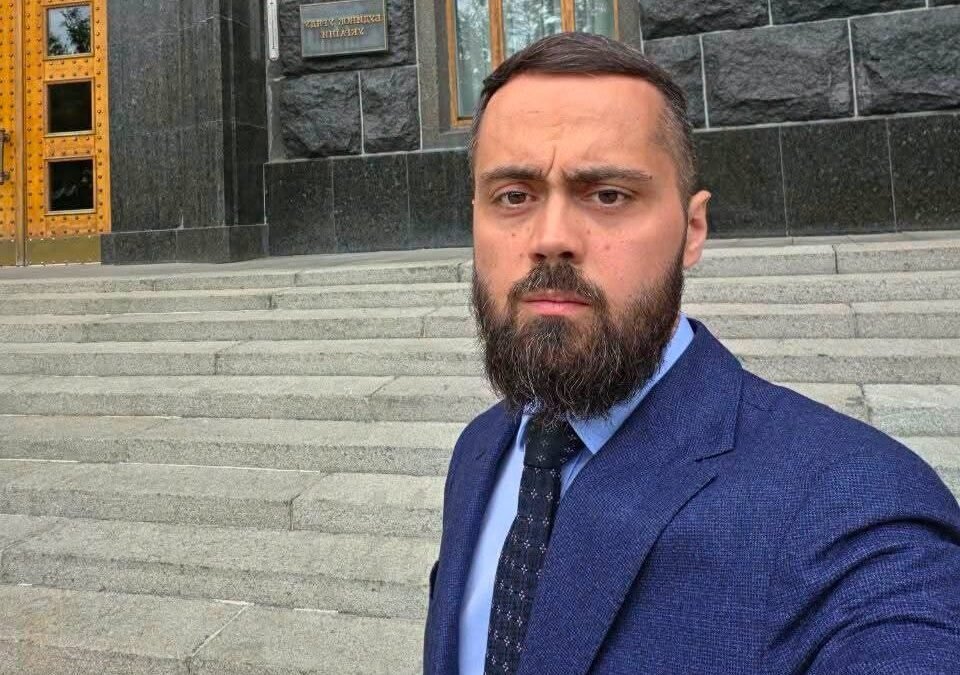 Кирило Фесик залишив посаду голови Оболонської РДА та став заступником міністра