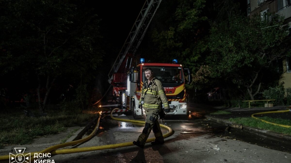 Прокуратура розслідує ворожу атаку та детонацію на Київщині