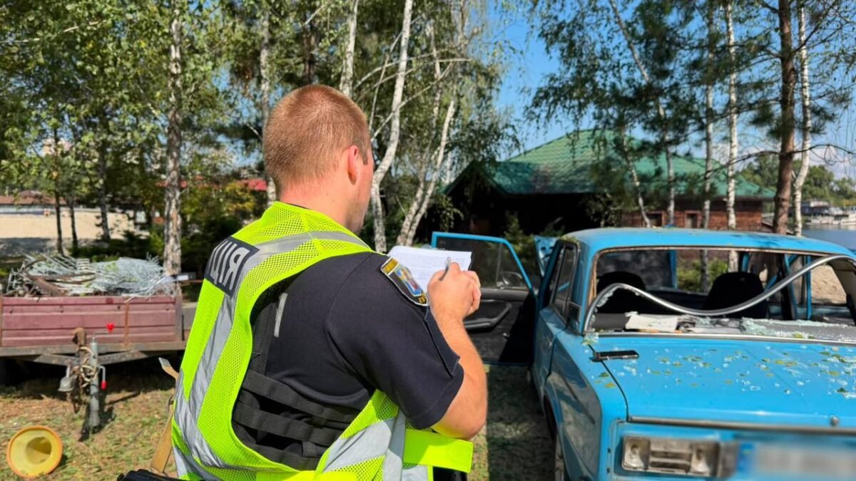 Нічна атака на Київ: 4 постраждалих, уламки в 5 районах, пошкоджено житло та школи