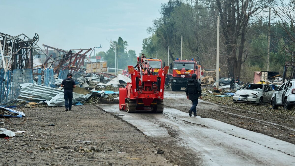 У селі Мила на Київщині готують компенсації постраждалим після російської атаки