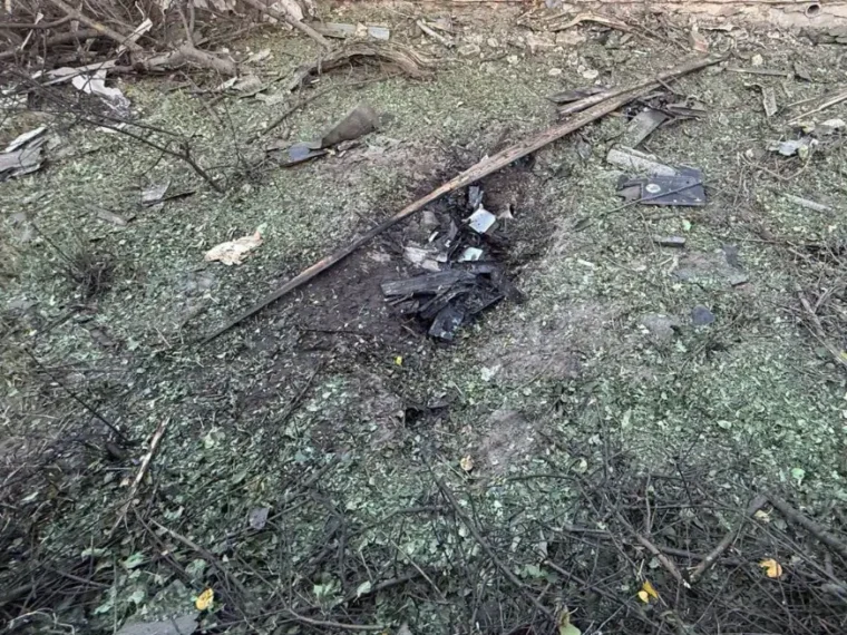 Уламки БпЛА впали в Оболонському та Подільському районах Києва: є постраждалі та руйнування