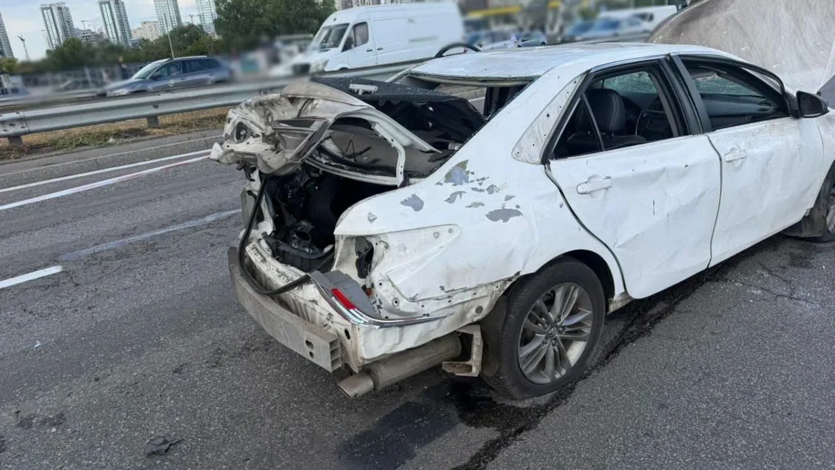 Наслідки атаки дронів на Київ 3 вересня: пошкодження та потерпілі в чотирьох районах