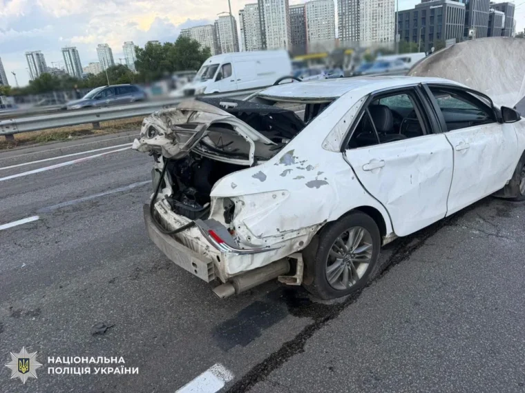 Наслідки атаки дронів на Київ 3 вересня: пошкодження та потерпілі в чотирьох районах