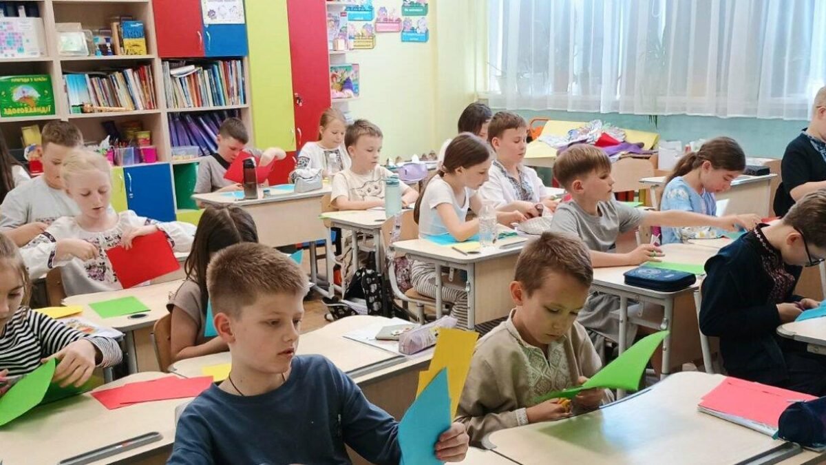 Школи Києва: як працює освітній процес під час повітряних тривог