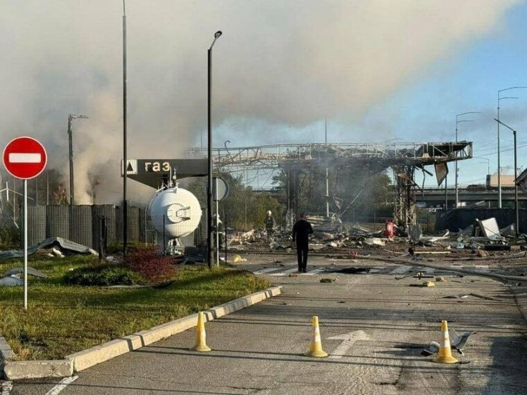 Наслідки ранкової атаки дронів на Київ: постраждалі та пошкодження інфраструктури