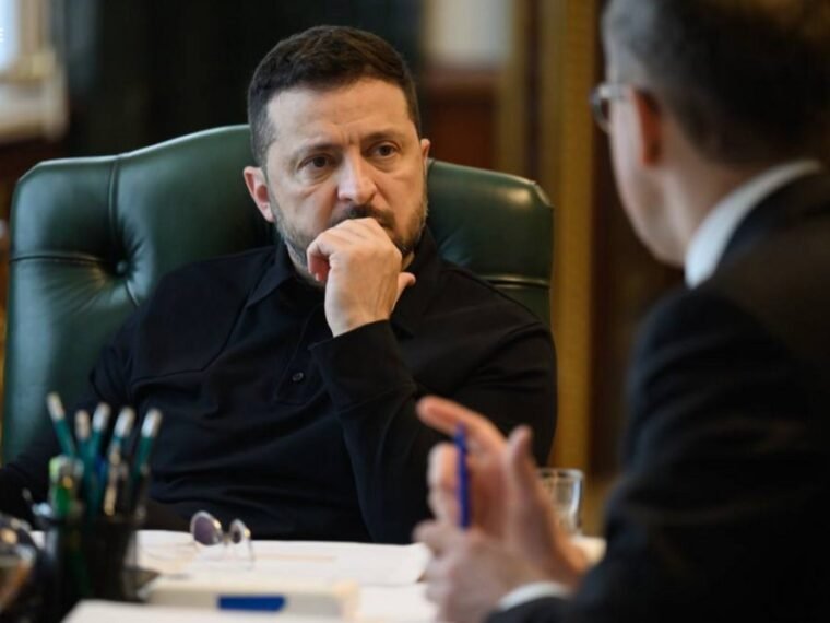 У Києві змінюють роботу транспорту під час тривог та скорочують комендантську годину