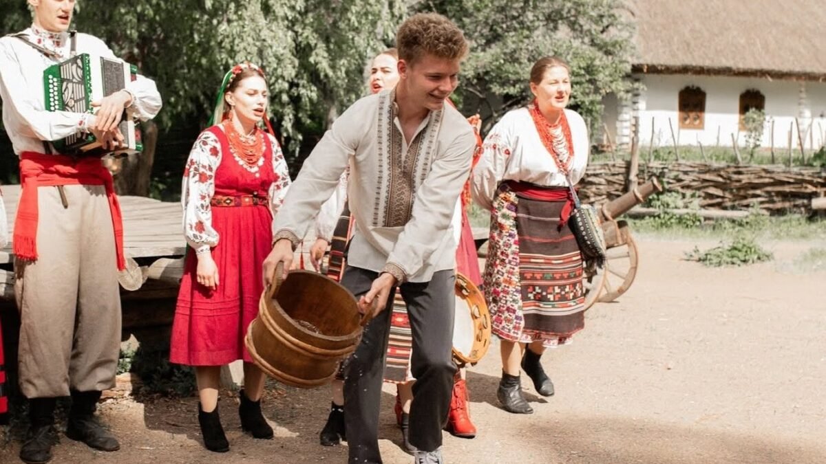 Відвідайте «Мамаєву Слободу» безкоштовно: як потрапити до козацького селища