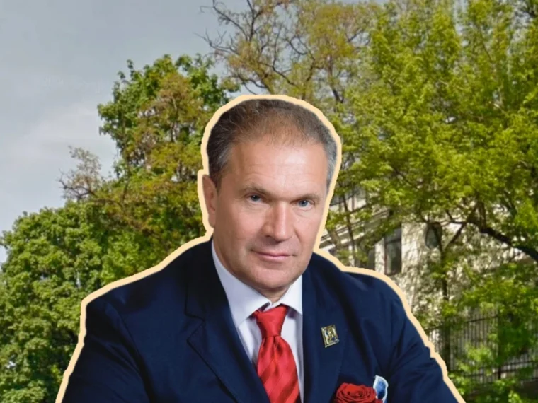 Битва за землю біля філармонії: Київрада судиться за ділянку на Володимирському узвозі