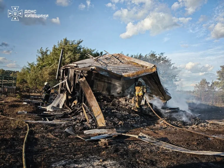 Двоє загиблих на Київщині після атаки РФ 5-6 вересня: пошкоджені будинки та інфраструктура