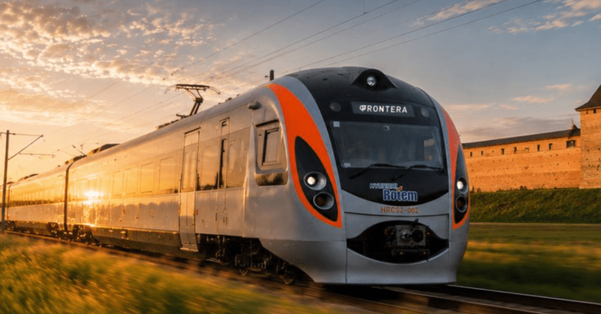 У Києві атаковано залізничну інфраструктуру: є поранений працівник Укрзалізниці
