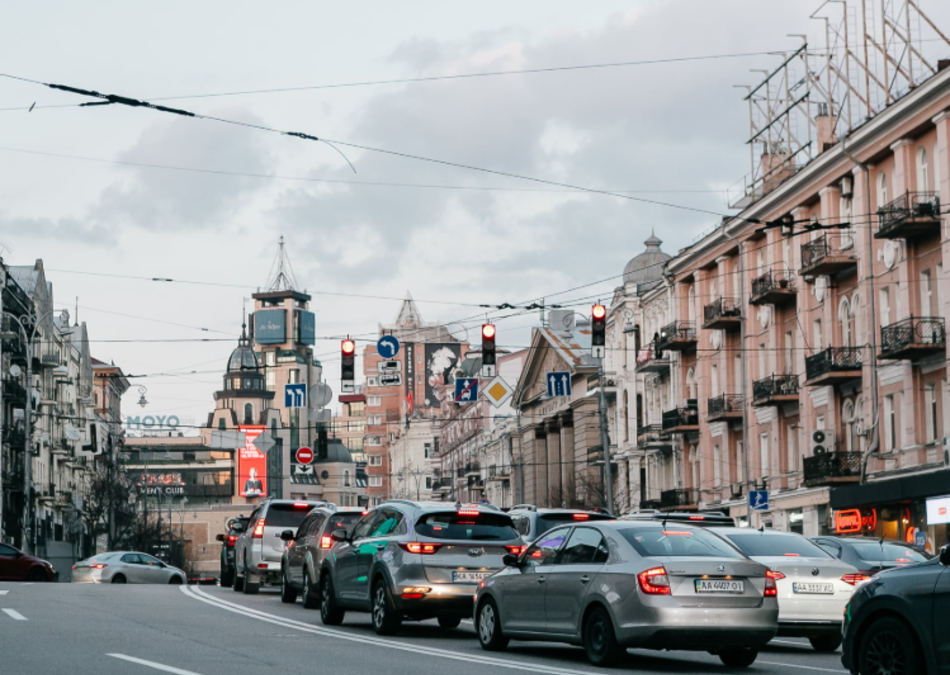 Затримка тролейбусів на Майдані Незалежності: зміни у русі