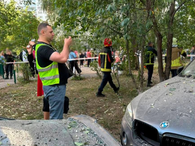Атака БпЛА на Київ: п’ятеро постраждалих у Дарницькому районі