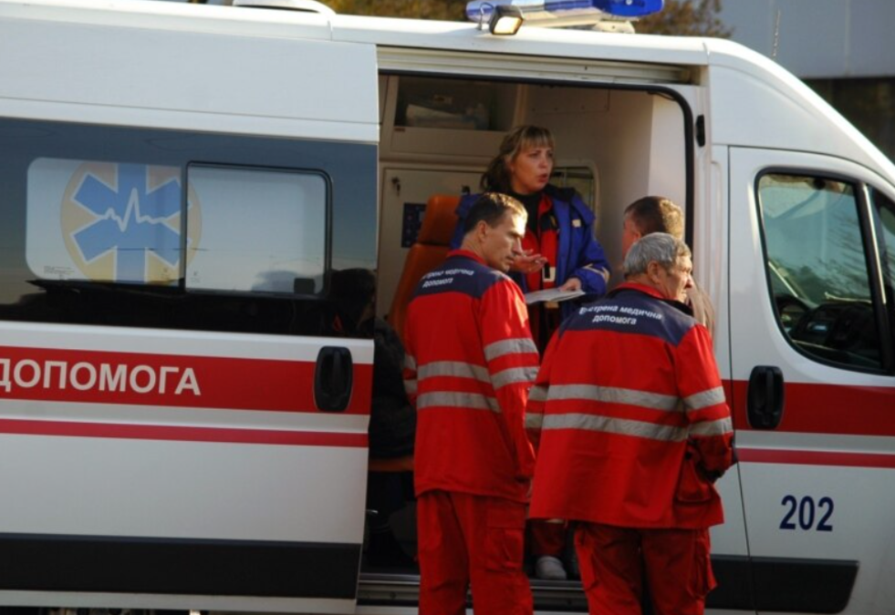 Наслідки дронової атаки на Київщині: поранені та пошкодження приватних будинків