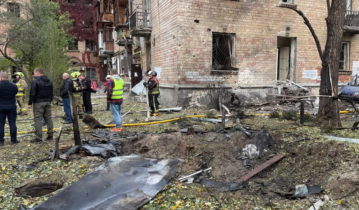 У Києві відкрили штаб допомоги постраждалим від дронової атаки