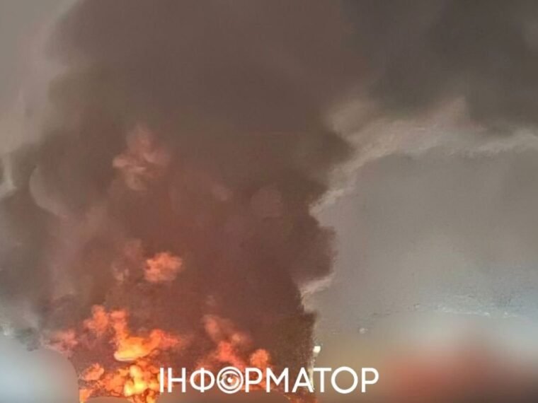 Ракетний удар по Києву <time datetime="2026-10-07">7 жовтня</time>: є загиблі та пожежі в районах