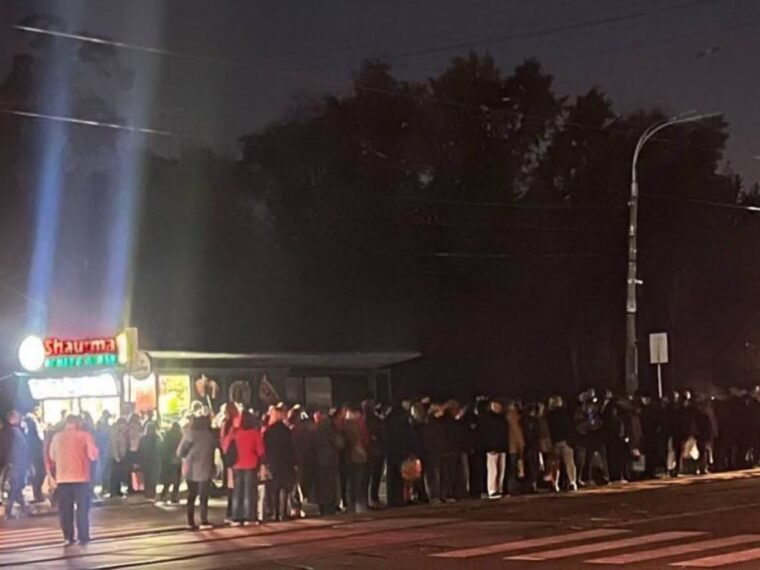 Транспортний колапс у Києві: які зміни в русі метро та наземного транспорту