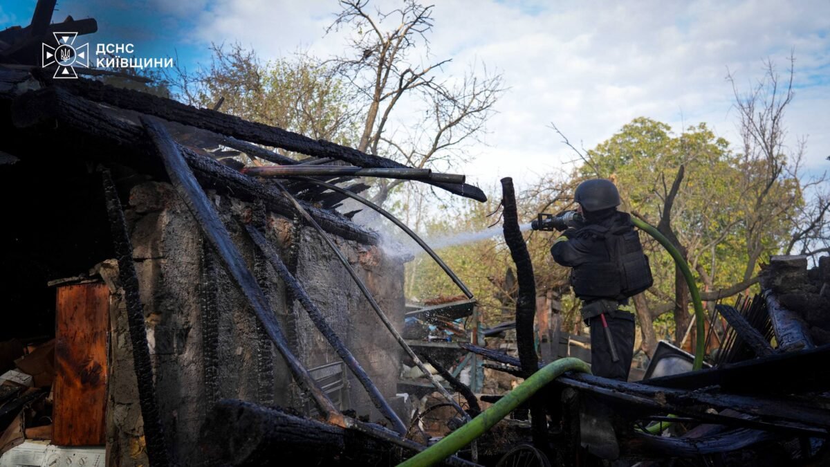 Нічна атака на Броварський район: двоє постраждалих та пошкодження