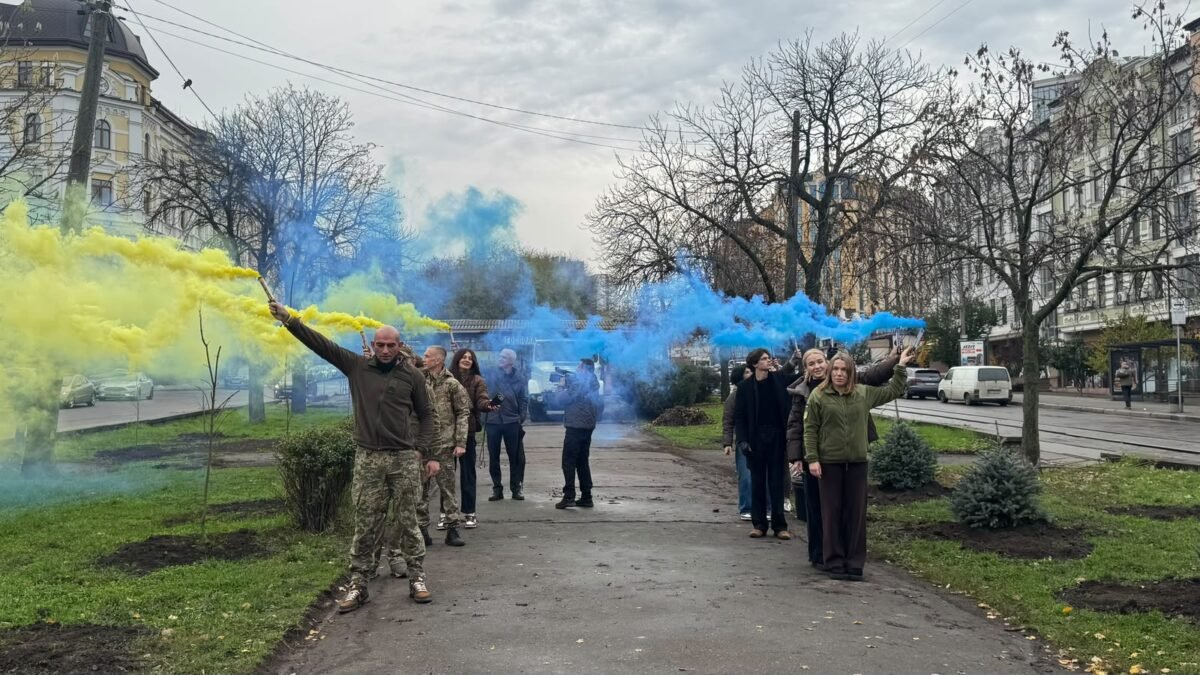 На Подолі створили Алею слави на честь зниклих безвісти військових
