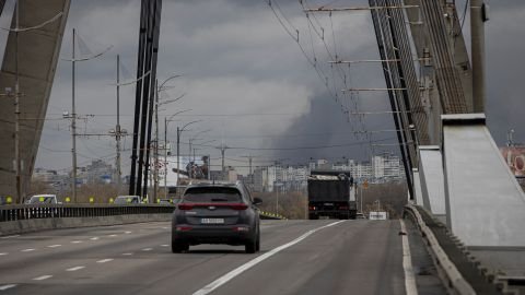 Рух Північним мостом Києва: тимчасові обмеження через пошкодження