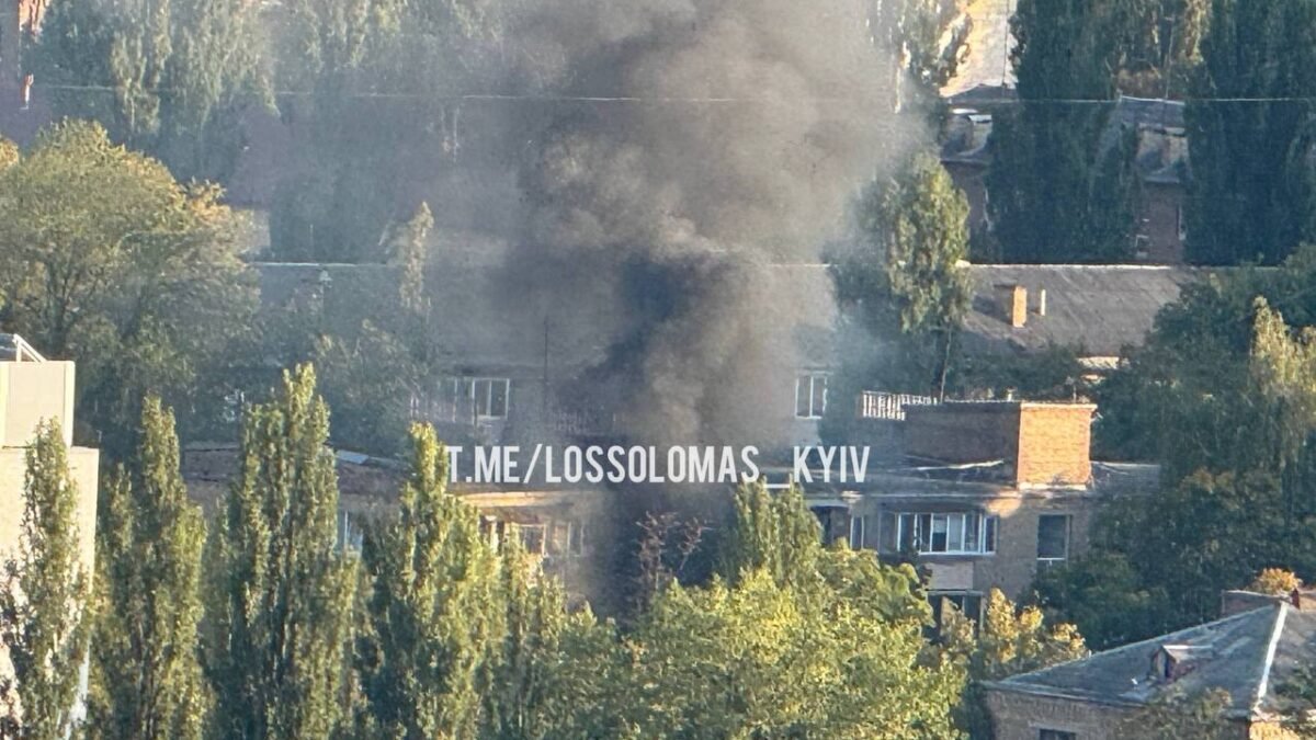 У Києві впали уламки дрона: є пошкодження та постраждалі в кількох районах