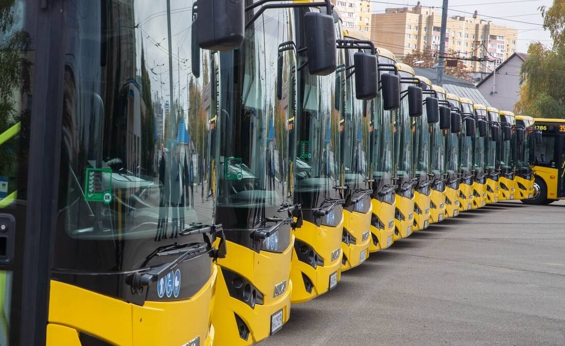 Київ отримав 85 нових автобусів: деталі оновлення для пасажирів