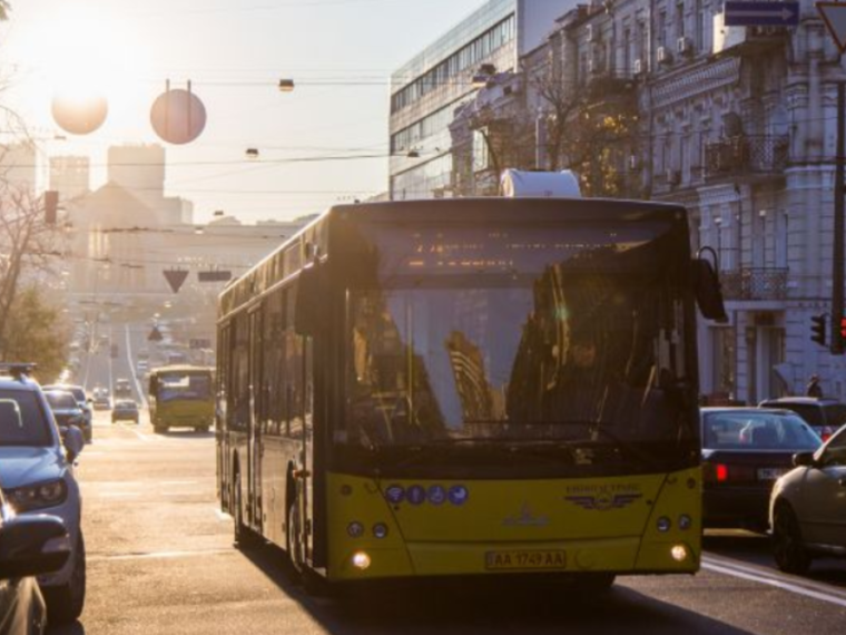 Зміни в русі громадського транспорту Києва: більше автобусів на маршрутах №22 та №91