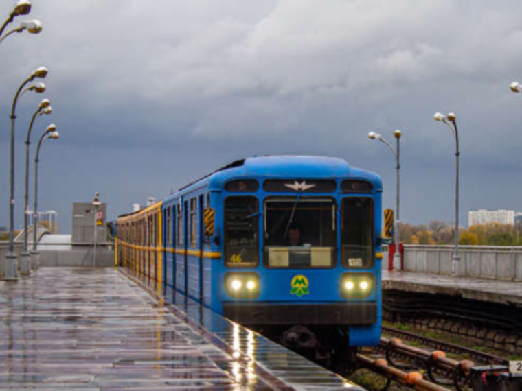Метро Києва: зміни в русі поїздів 27 жовтня через ремонтні роботи