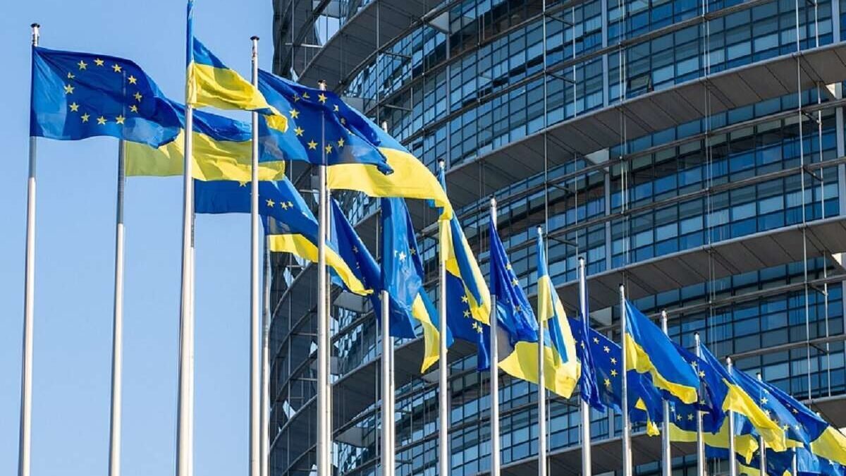 Зеленський обговорив з фон дер Ляєн удари РФ по енергетиці Києва та підтримку ЄС